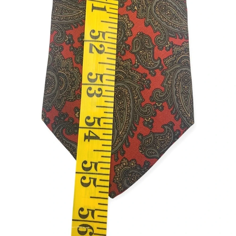 Jos A Bank Executive Collection Men's Red‎ Paisley Silk Necktie Short